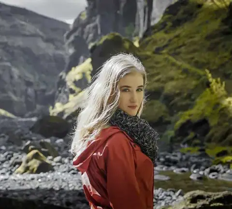 Unnur Jonsdottir, Mother of Tristan Viking at Norse Adventures